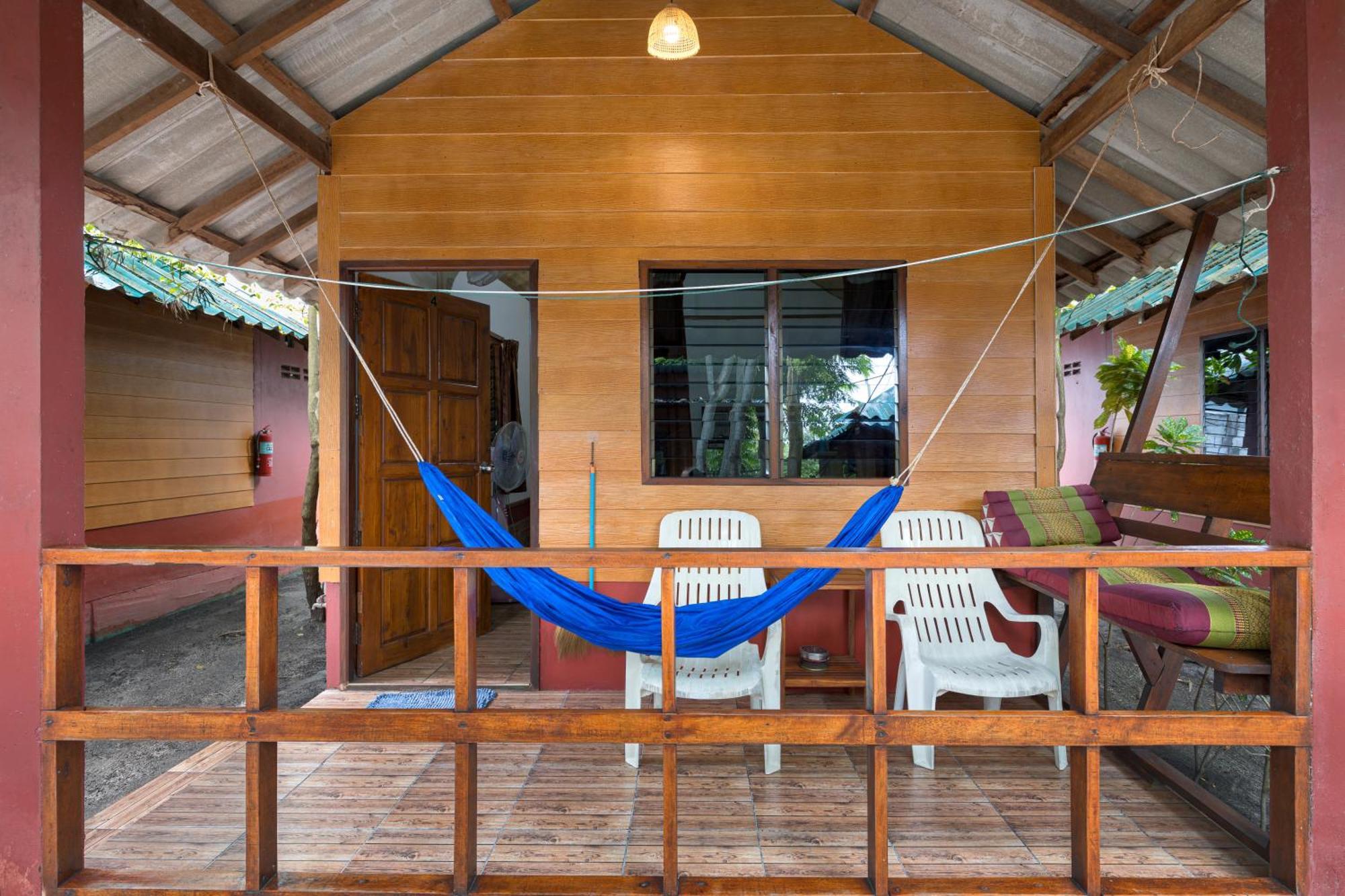 Family Song Koh Lipe Hotel Exterior foto